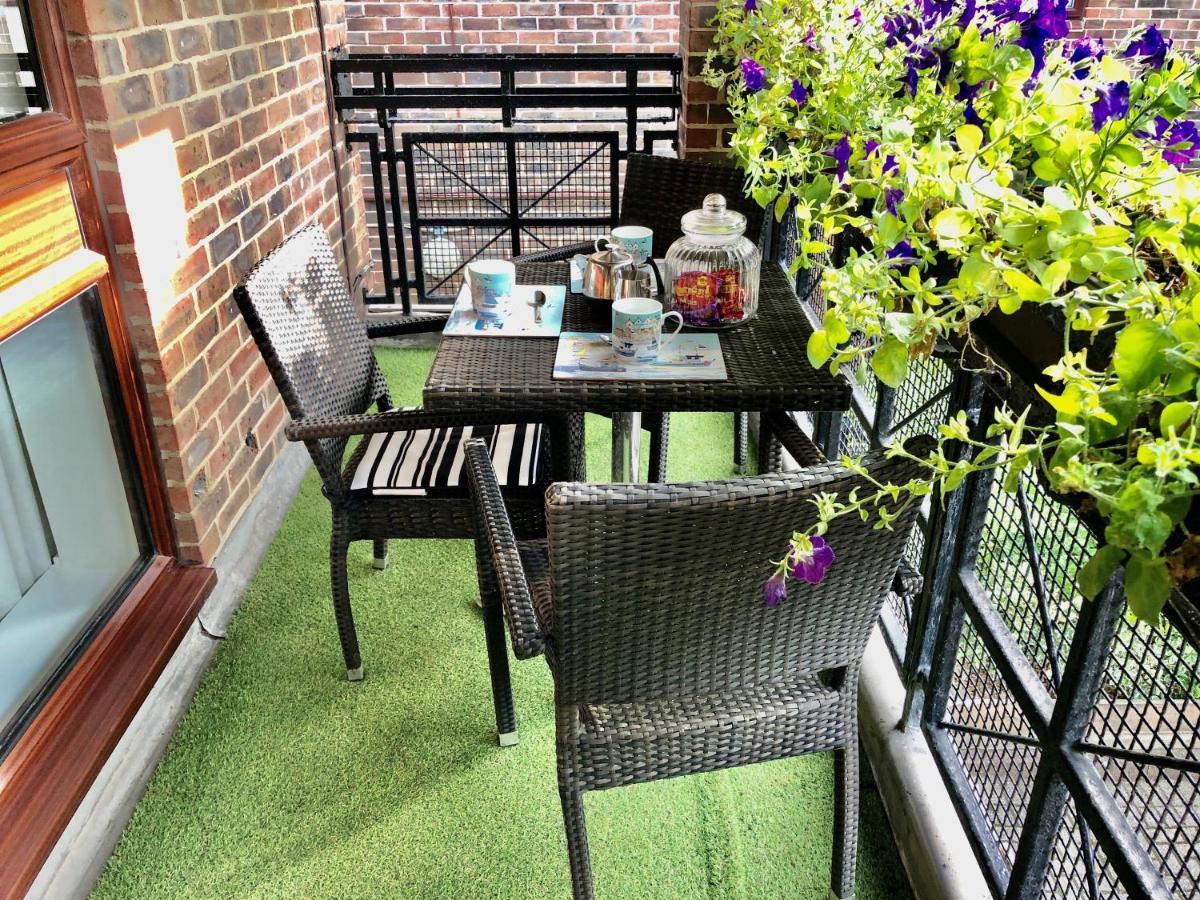 St Georges Balcony Suite With Parking Portsmouth Luaran gambar